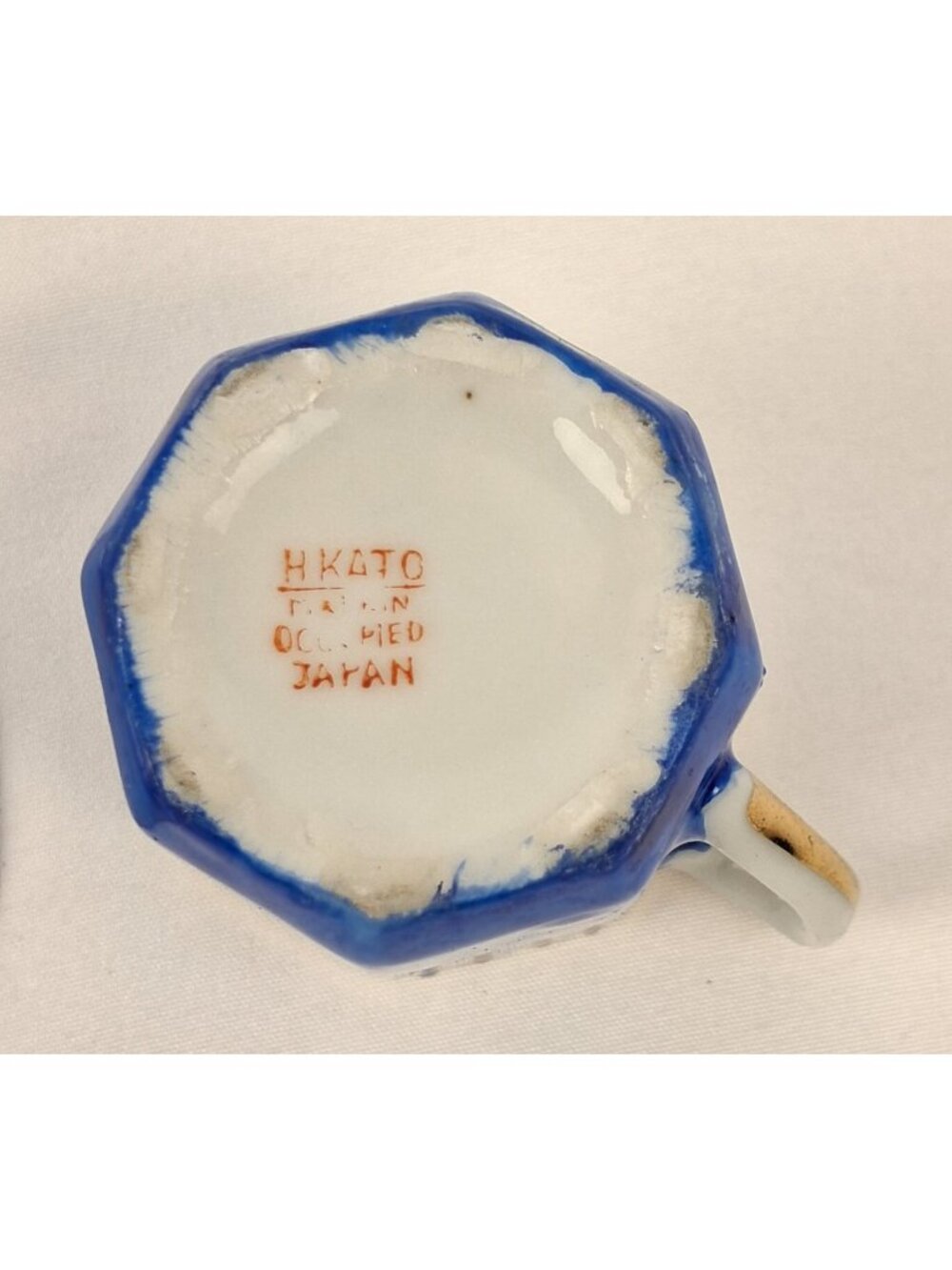 VTG HKATO Blue Porcelain Demitasse Teacup & Saucer Romantic Scene & Gold Accents - Picture 15 of 16